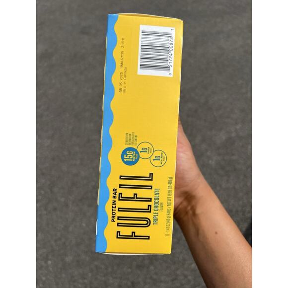 FULFIL Protein Snack Bars Triple Chocolate 15g Protein 12 Count Expired May 2025 - Picture 4 of 16